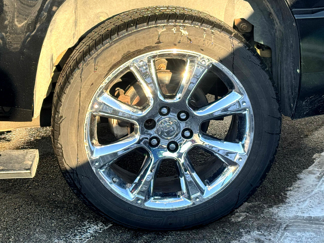 Used 2007 Cadillac Escalade AWD w/ Information Package image 20