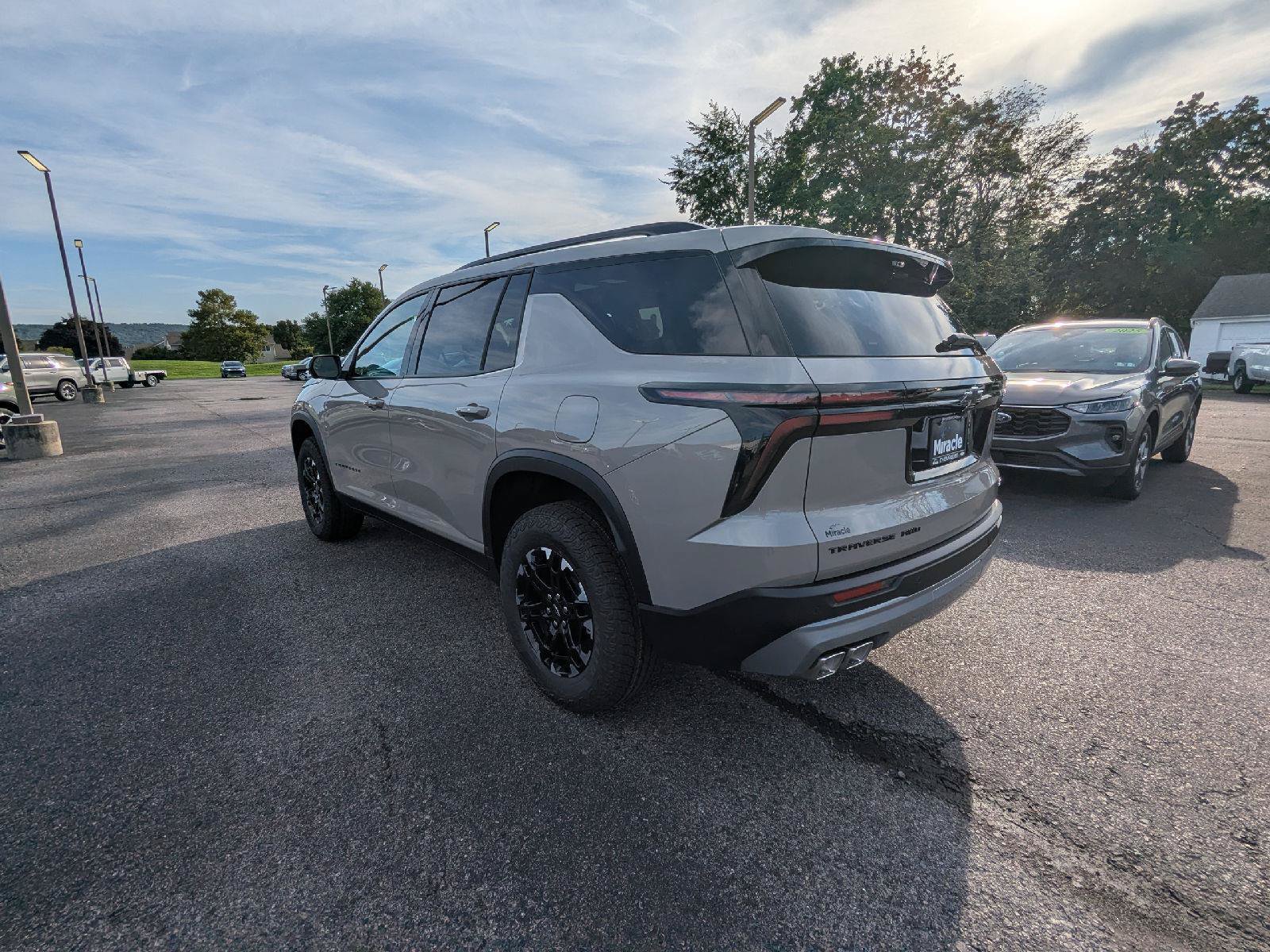 New 2027 Chevrolet Traverse Z71 w/ Driver Confidence Package AWD/4WD image 29