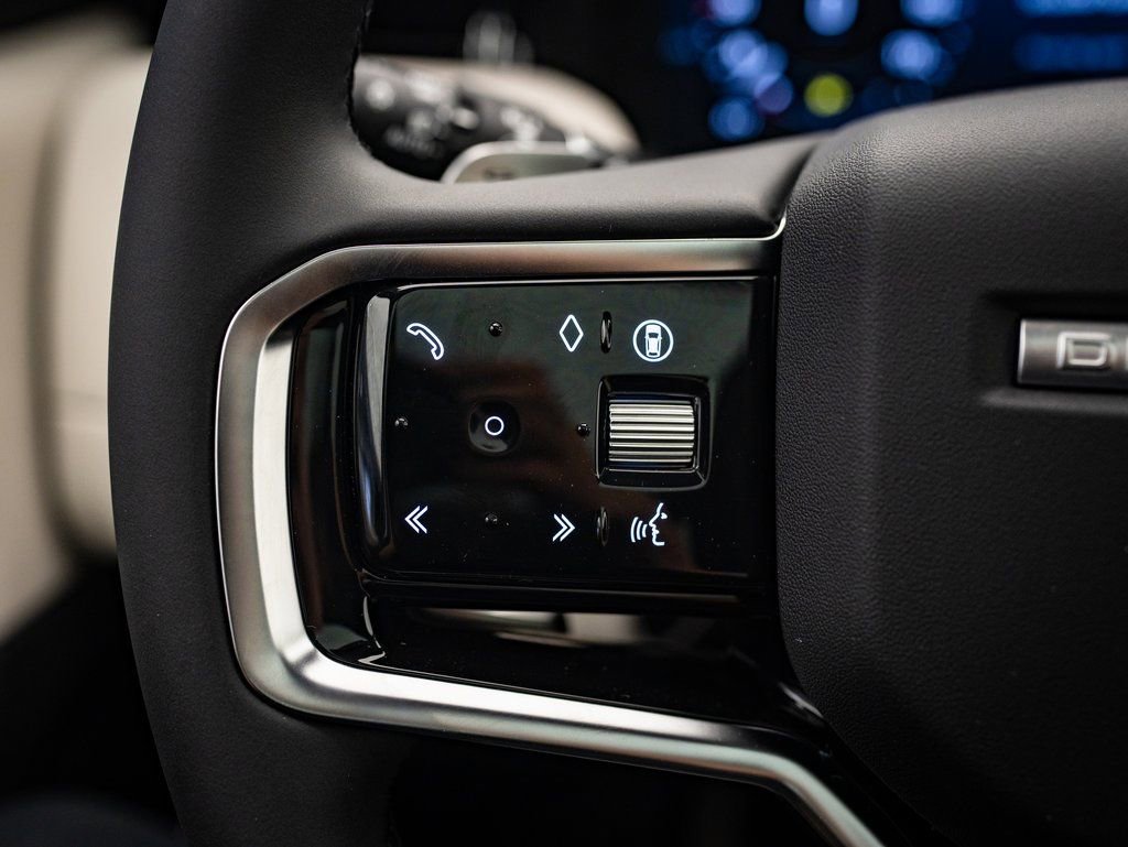 Certified 2025 Land Rover Discovery Sport S AWD/4WD image 24