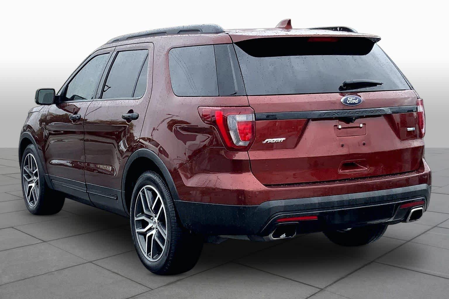 Used 2016 Ford Explorer Sport w/ Equipment Group 401A AWD/4WD image 12