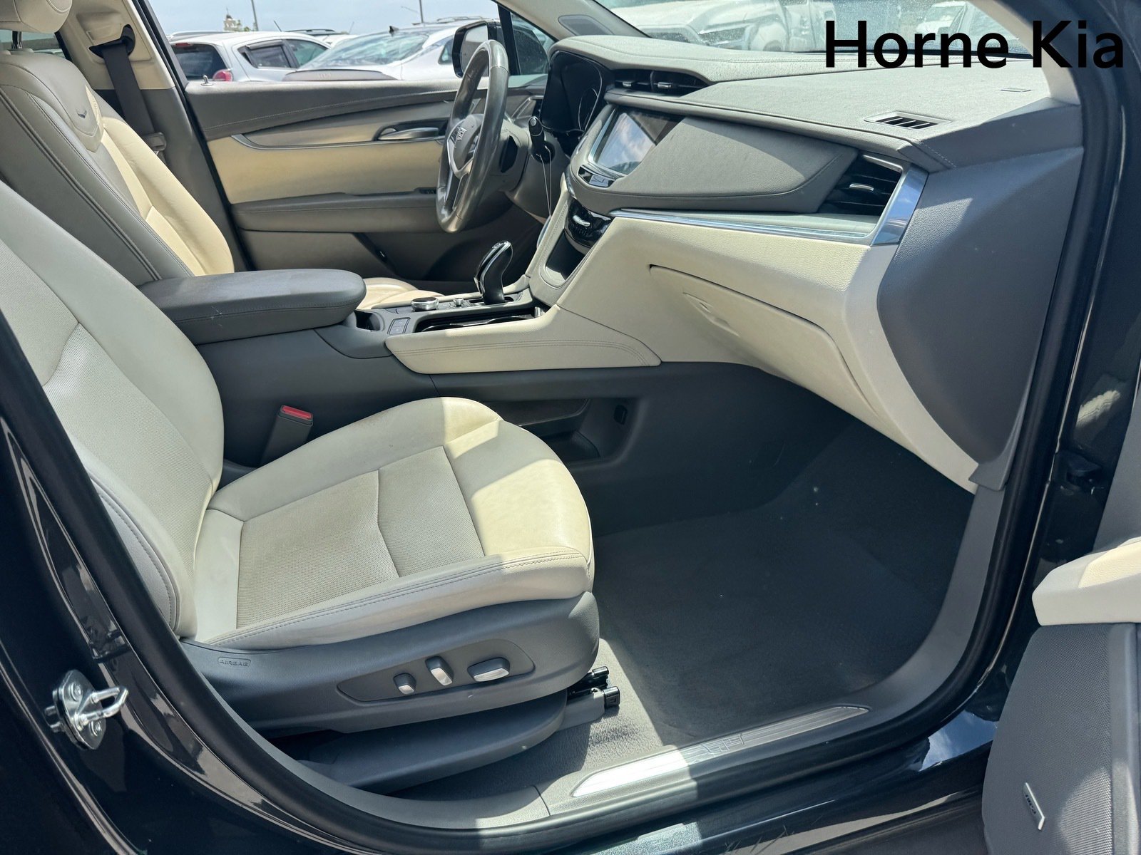 Used 2022 Cadillac XT5 Premium Luxury FWD image 26