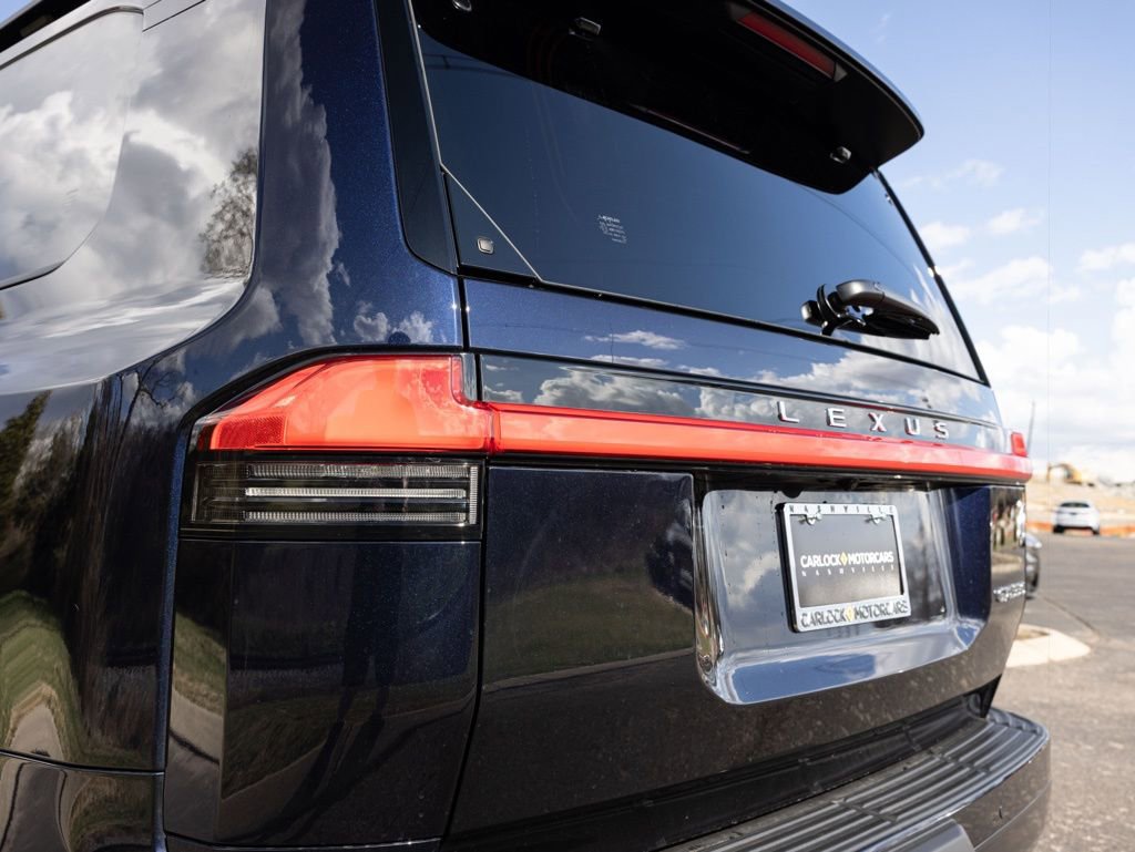 Used 2024 Lexus GX 550 w/ Accessory Package (2T) image 55