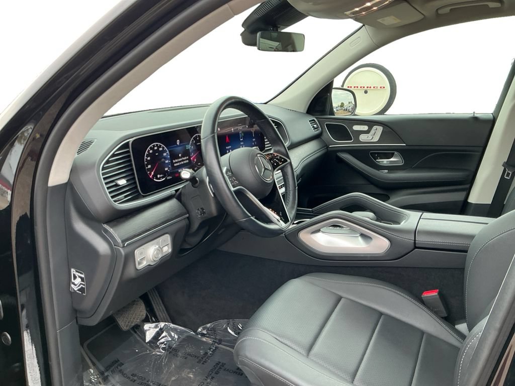 Used 2024 Mercedes-Benz GLE 350 4MATIC w/ AMG Line Exterior image 24