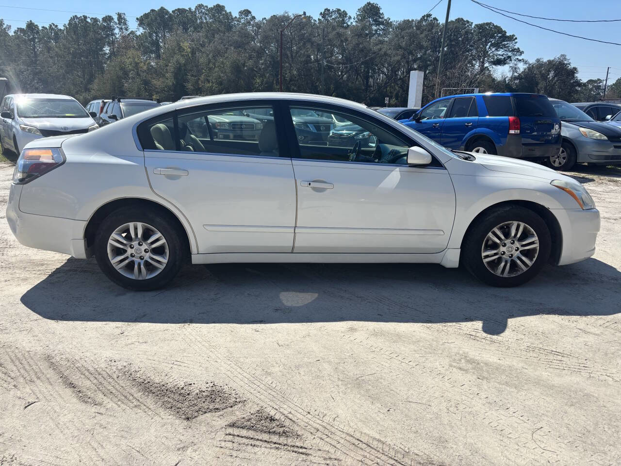 Used 2011 Nissan Altima 2.5 S w/ Convenience Pkg FWD image 8