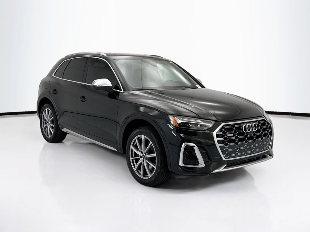 Used 2023 Audi SQ5 Premium Plus w/ Premium Plus Package AWD/4WD image 3