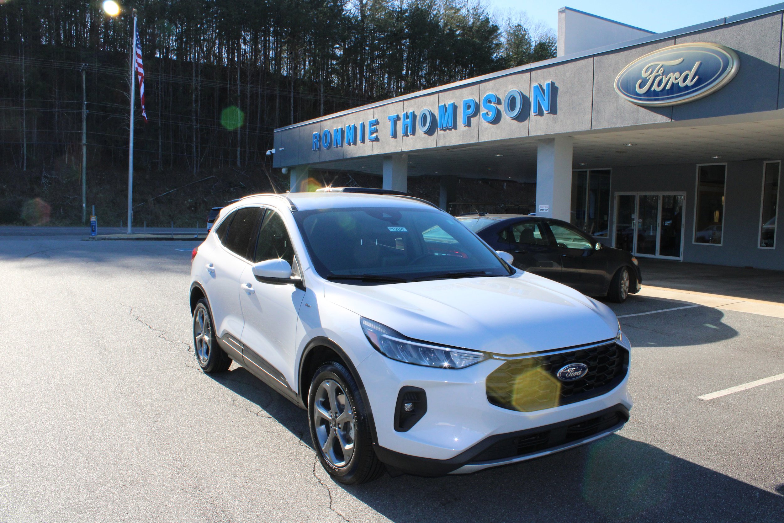 Used 2025 Ford Escape ST-Line Elite w/ Class II Trailer Tow Package