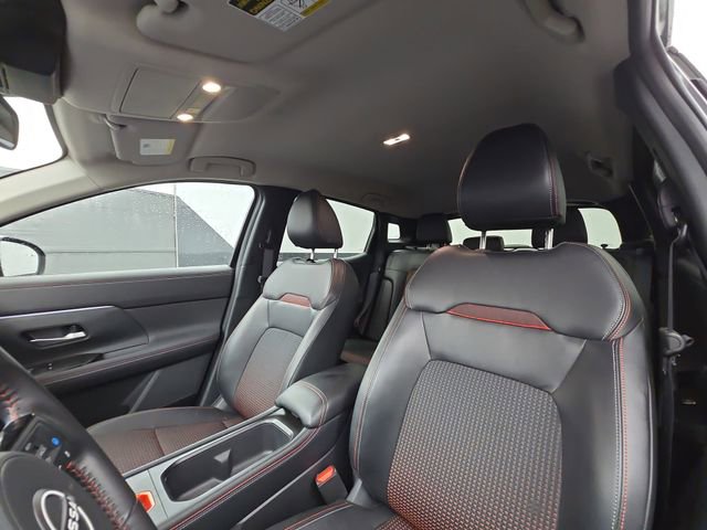 Used 2025 Nissan Kicks SR image 22