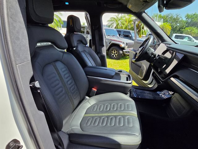 Used 2023 Rivian R1T Adventure AWD/4WD image 27