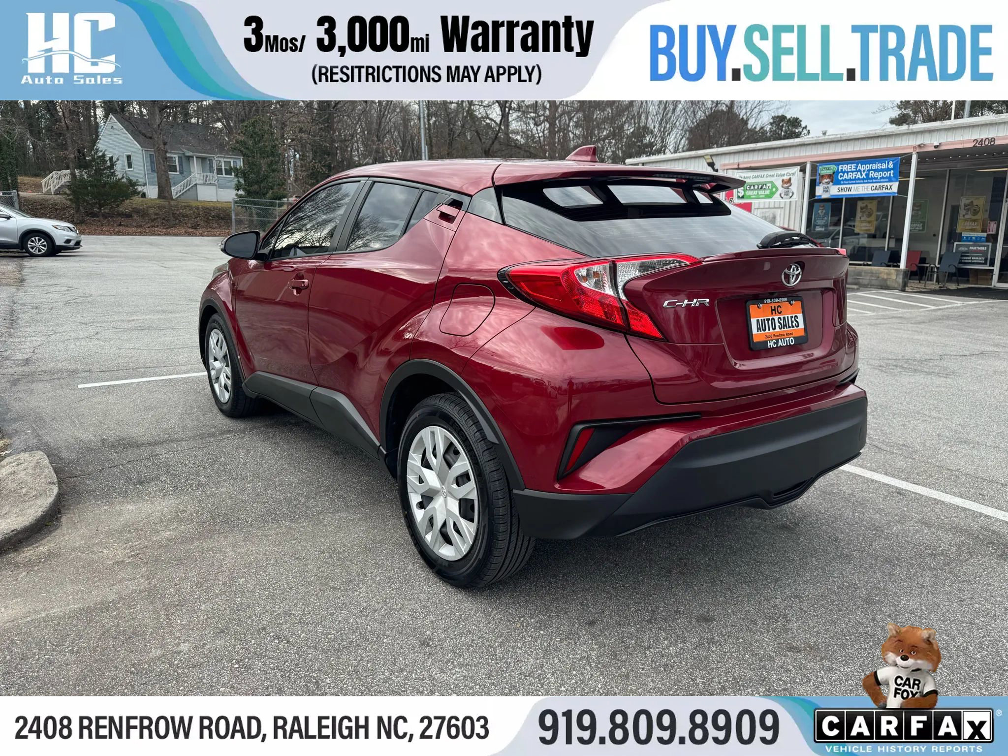 Used 2019 Toyota C-HR LE image 3