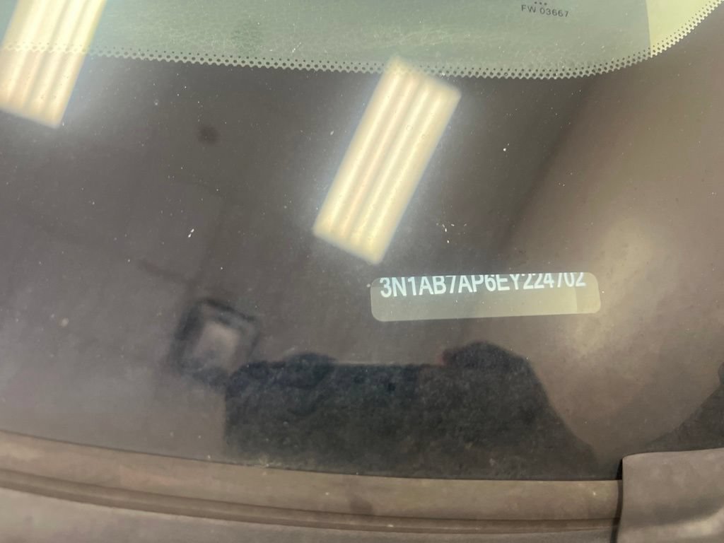 Used 2014 Nissan Sentra SV FWD image 3