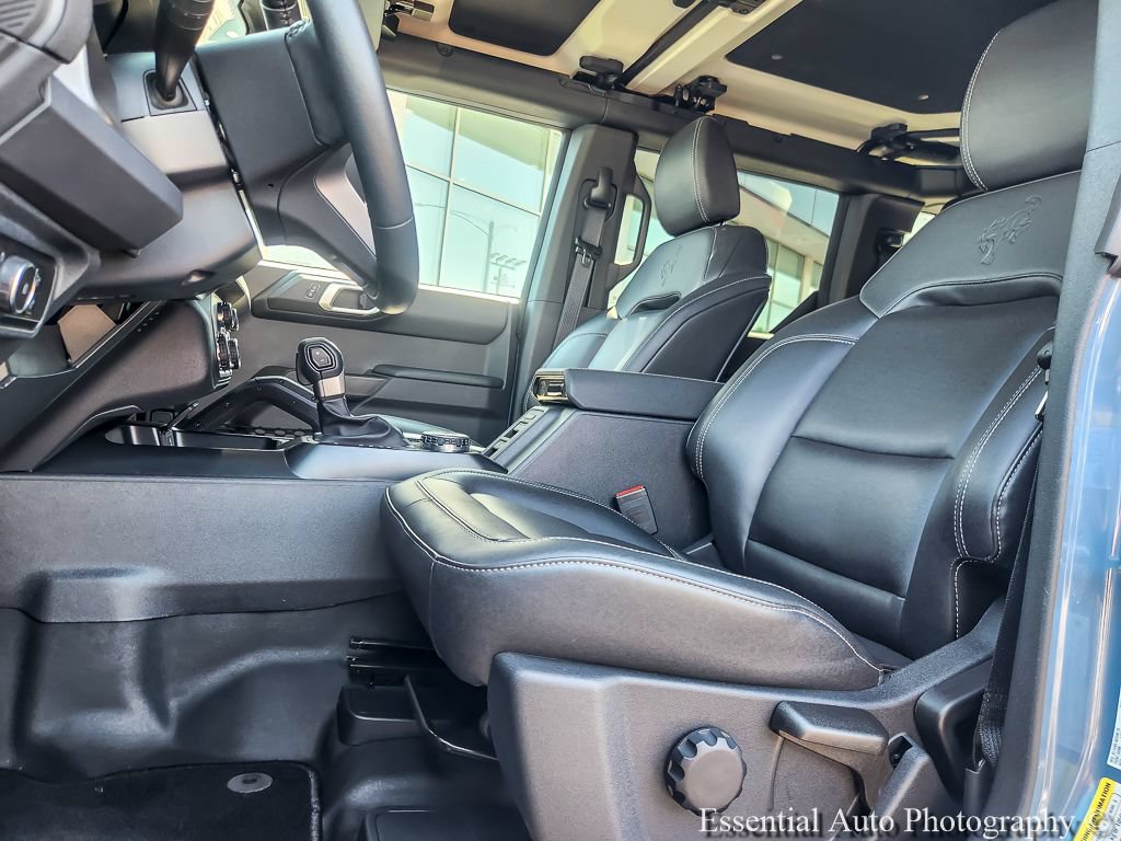 Used 2025 Ford Bronco Badlands AWD/4WD image 7