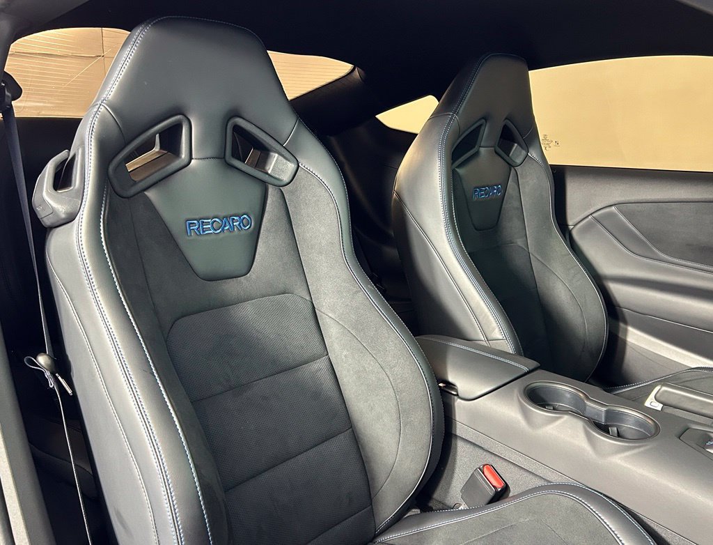 Used 2025 Ford Mustang Dark Horse RWD image 13