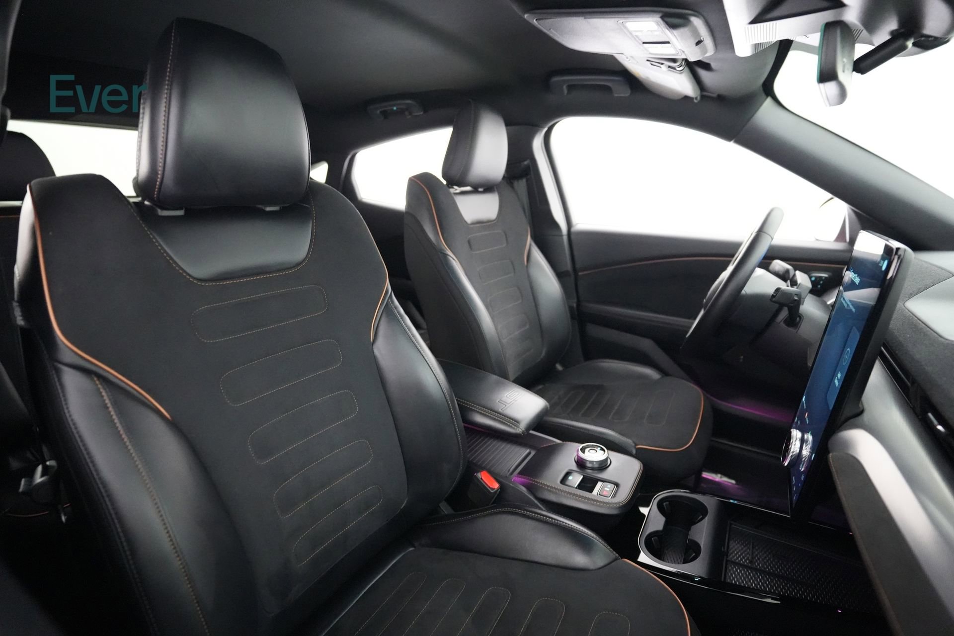 Used 2021 Ford Mustang Mach-E GT image 23