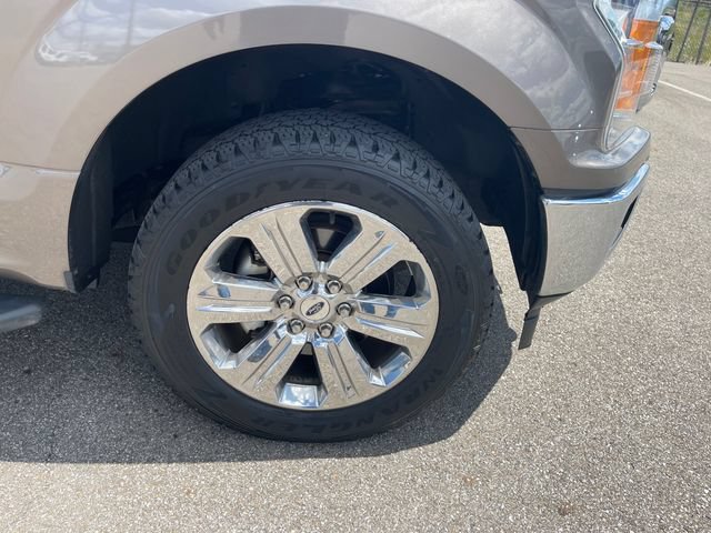 Used 2018 Ford F150 XLT w/ Equipment Group 302A Luxury AWD/4WD image 38