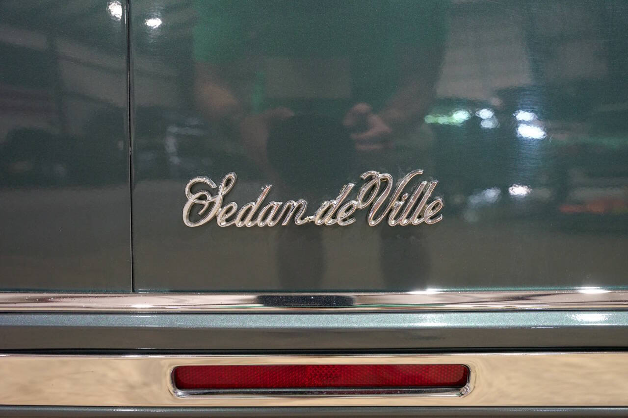 Used 1992 Cadillac De Ville Sedan FWD image 27