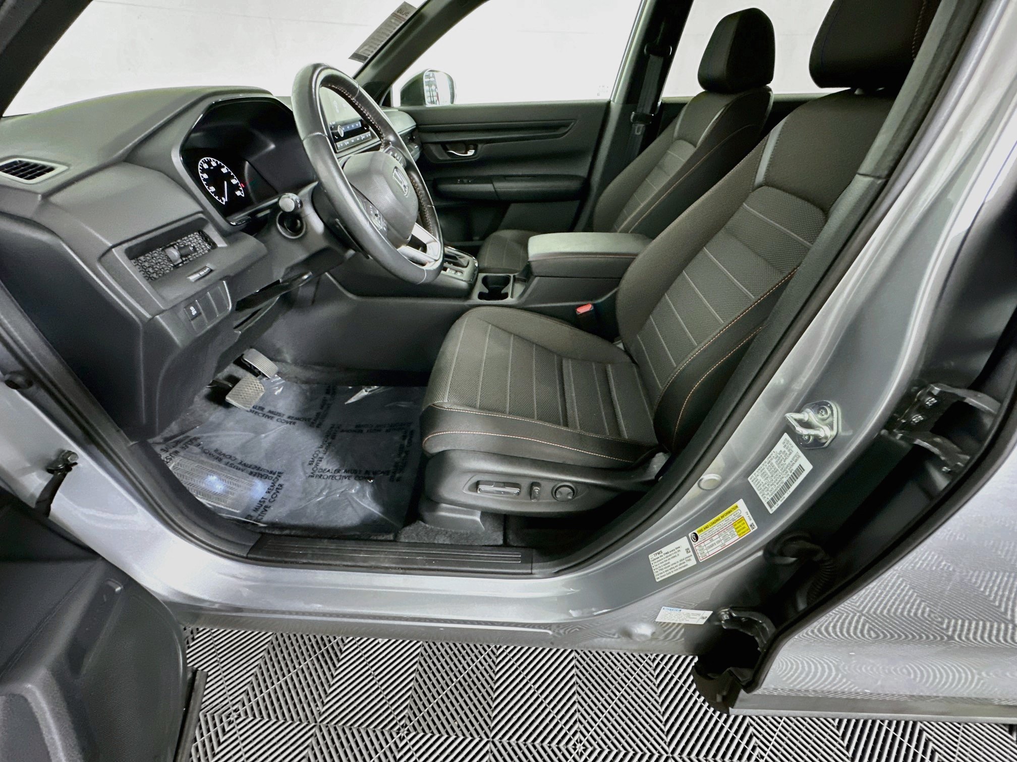 Used 2023 Honda CR-V Sport image 12