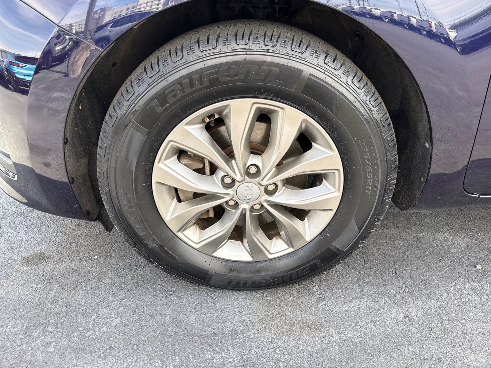 Used 2020 Kia Sedona LX image 9