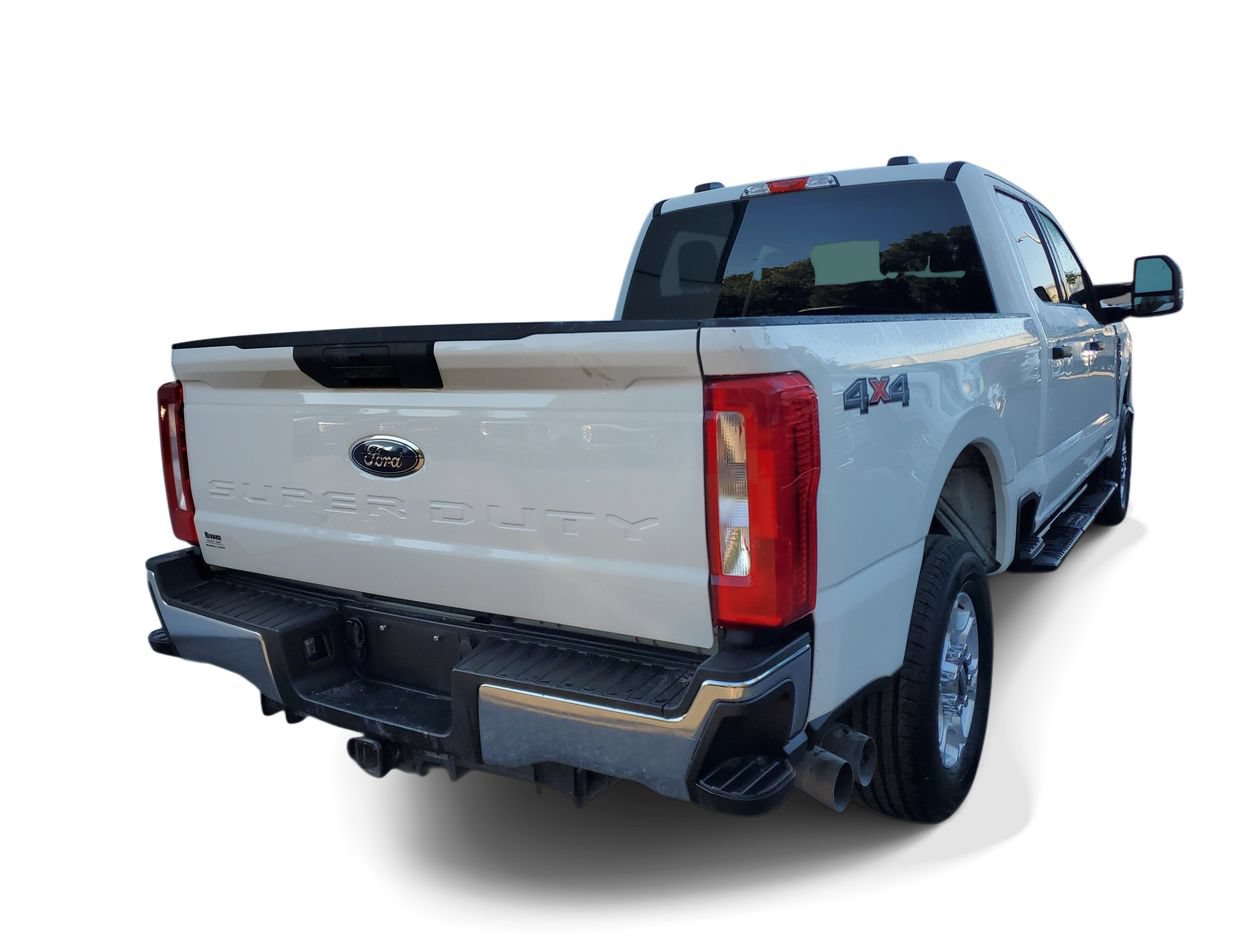 Used 2025 Ford F250 XLT AWD/4WD image 4
