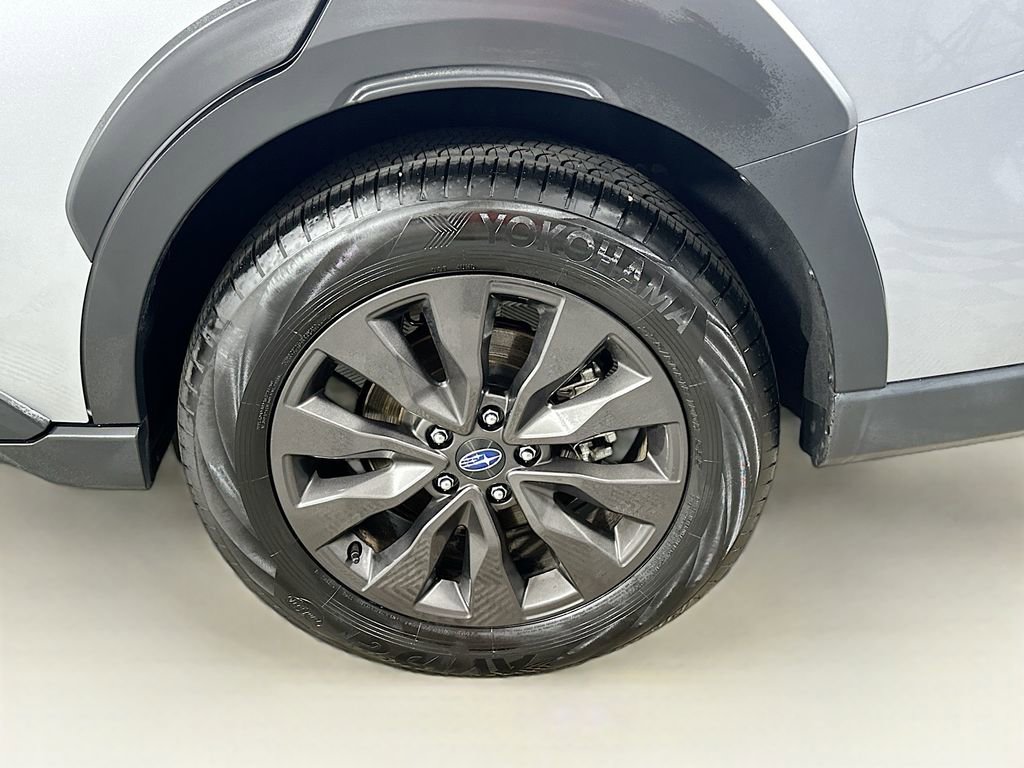 Used 2025 Subaru Outback Onyx Edition image 24