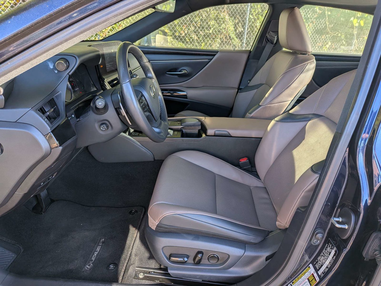 Used 2022 Lexus ES 350 w/ Premium Package FWD image 18