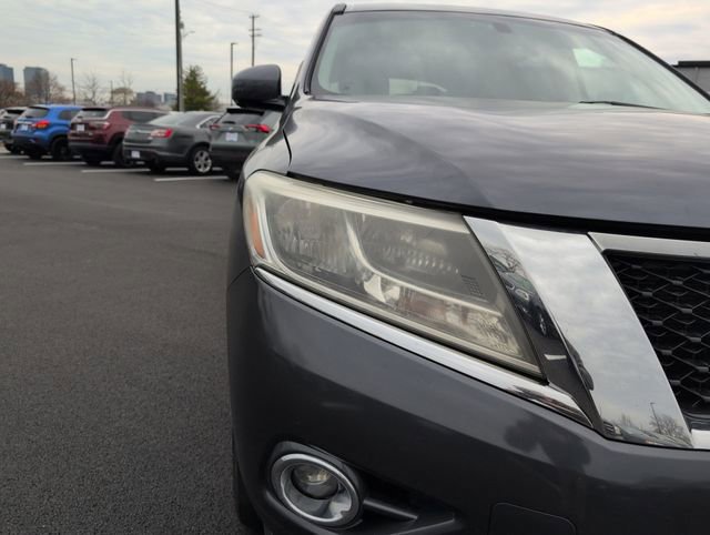 Used 2014 Nissan Pathfinder Platinum w/ Platinum Premium Package image 29