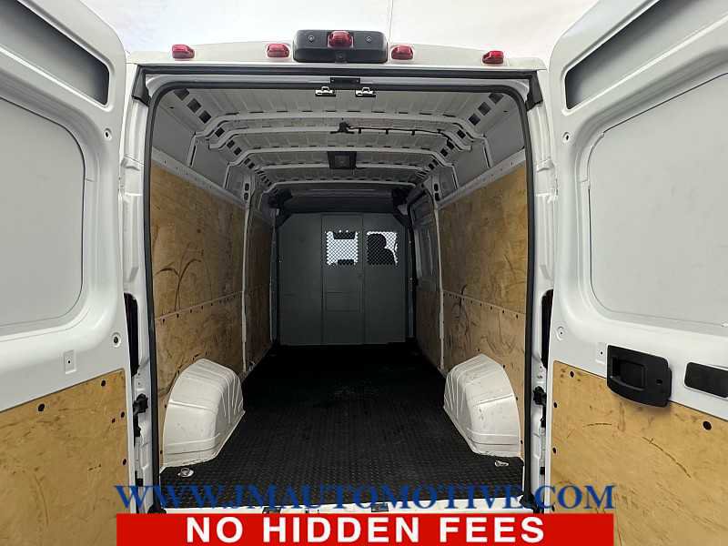 Used 2024 RAM ProMaster 2500 w/ Premium Convenience Group FWD image 18