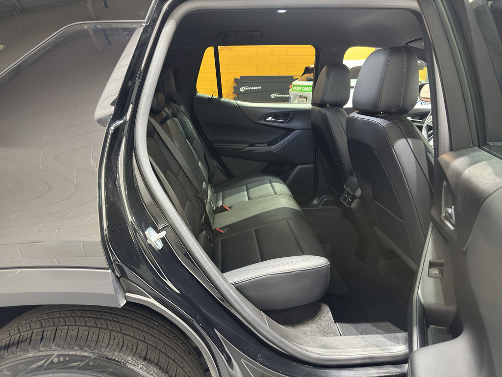 Used 2025 Chevrolet Equinox LT w/ Convenience Package II image 19