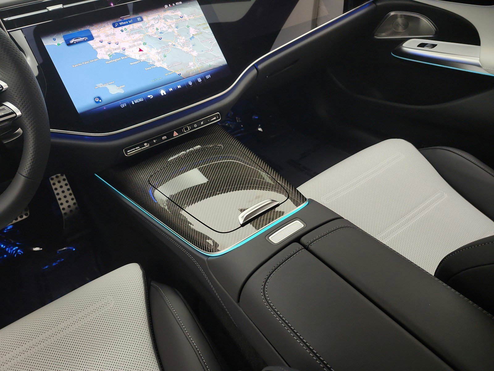 New 2026 Mercedes-Benz E 53 AMG e 4MATIC Sedan image 11