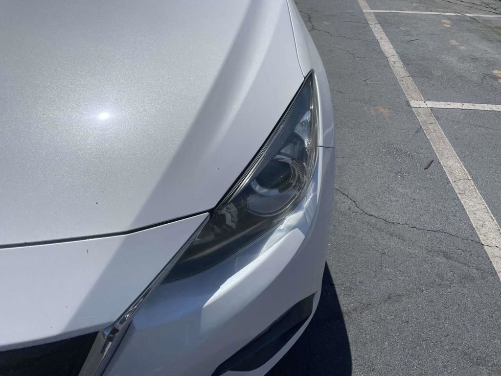 Used 2016 MAZDA MAZDA3 i Sport w/ Preferred Equipment Package FWD image 13