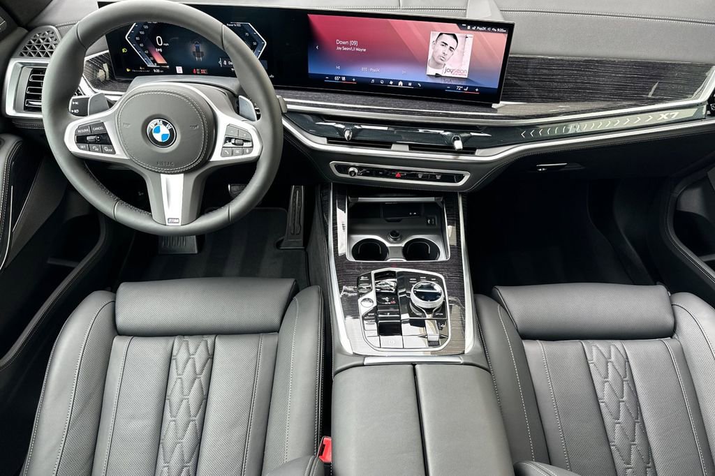 New 2026 BMW X7 xDrive40i w/ Executive Package image 14