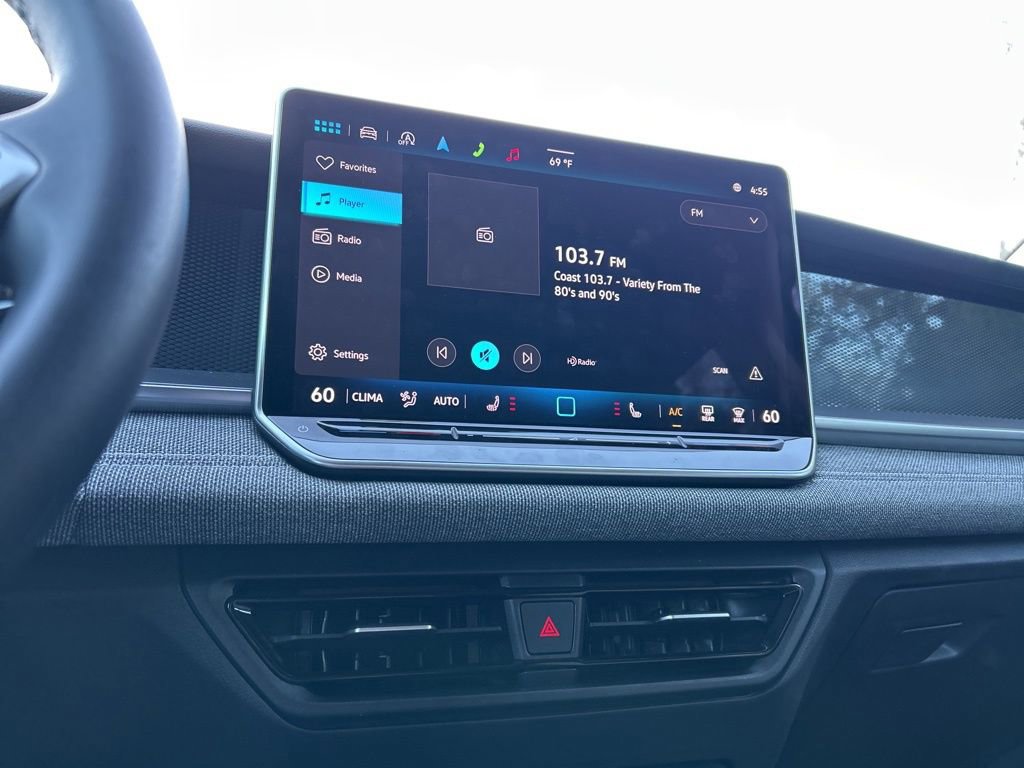 Used 2025 Volkswagen Tiguan S image 30