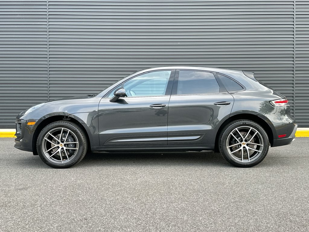 New 2026 Porsche Macan AWD/4WD image 2