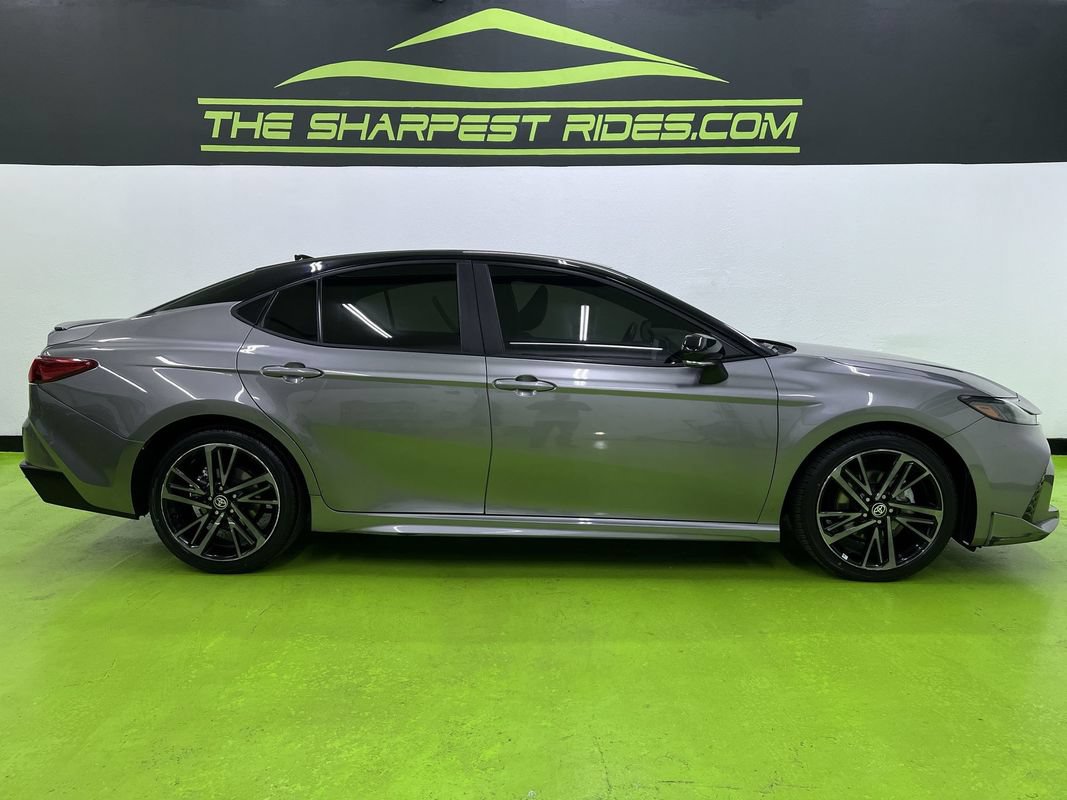 Used 2025 Toyota Camry XSE FWD image 11
