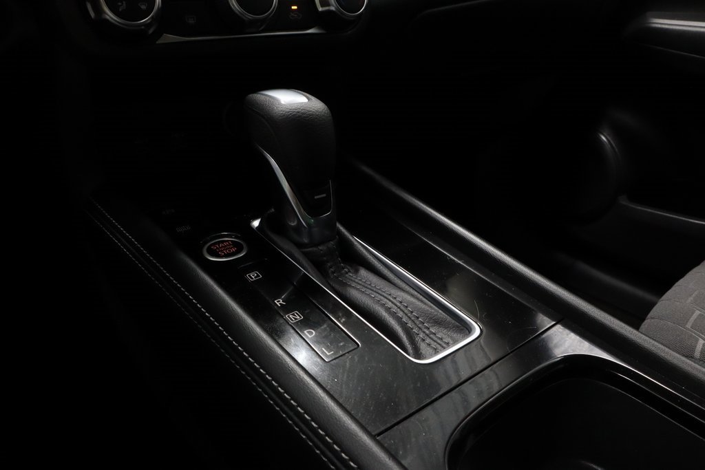 Used 2023 Nissan Kicks SV image 32