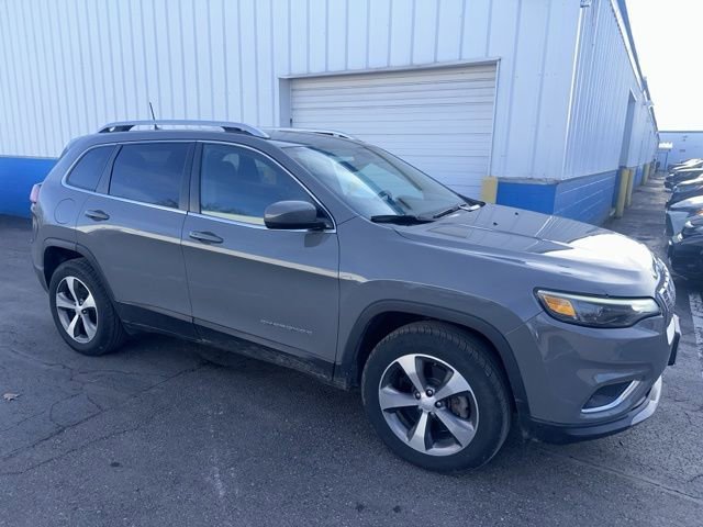 Used 2020 Jeep Cherokee Limited image 2