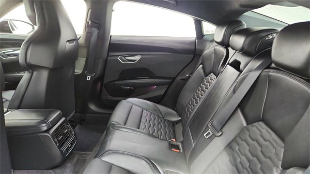 Used 2022 Audi RS e-tron GT w/ Carbon Performance Package image 30