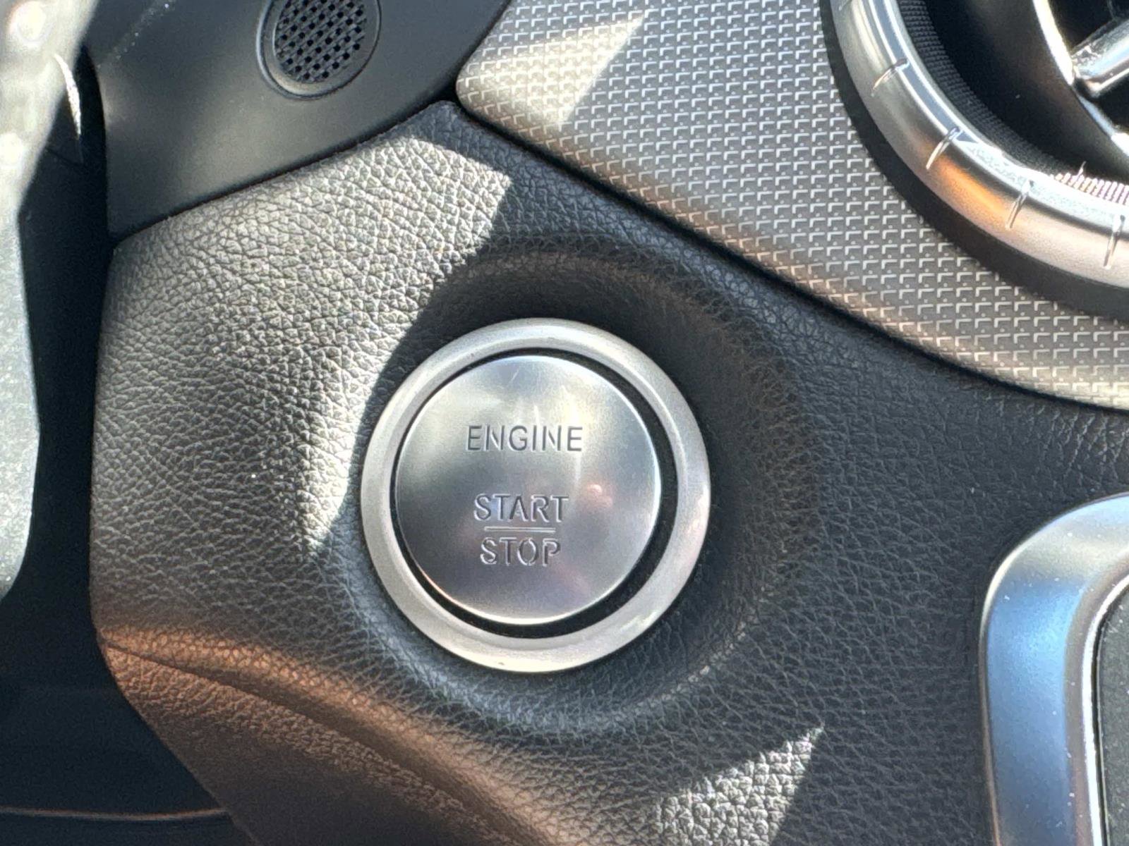 Used 2018 Mercedes-Benz CLA 250 image 24