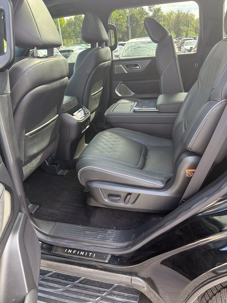Used 2025 INFINITI QX80 Autograph w/ Premium Cargo Package AWD/4WD image 9
