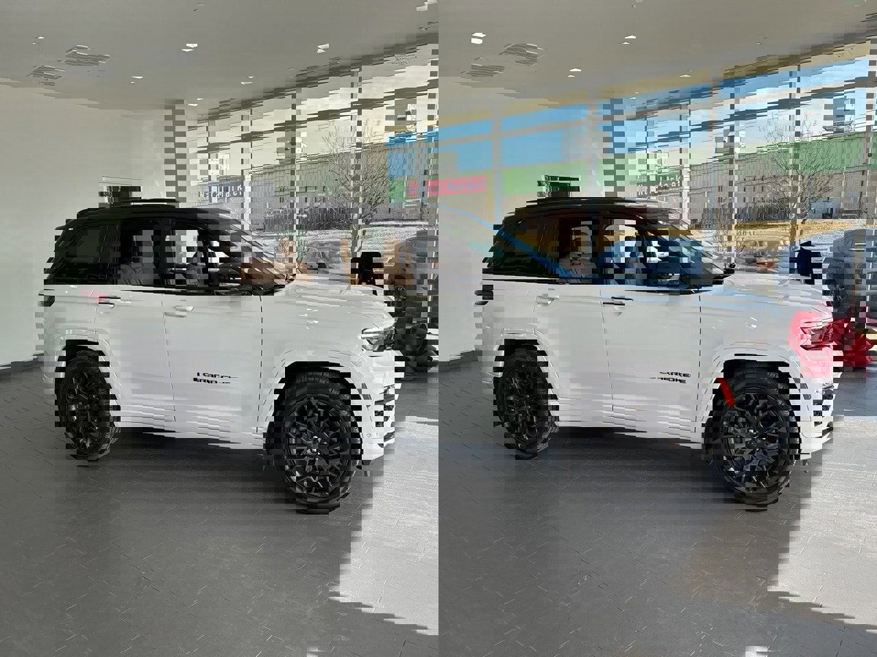 Used 2024 Jeep Grand Cherokee Summit