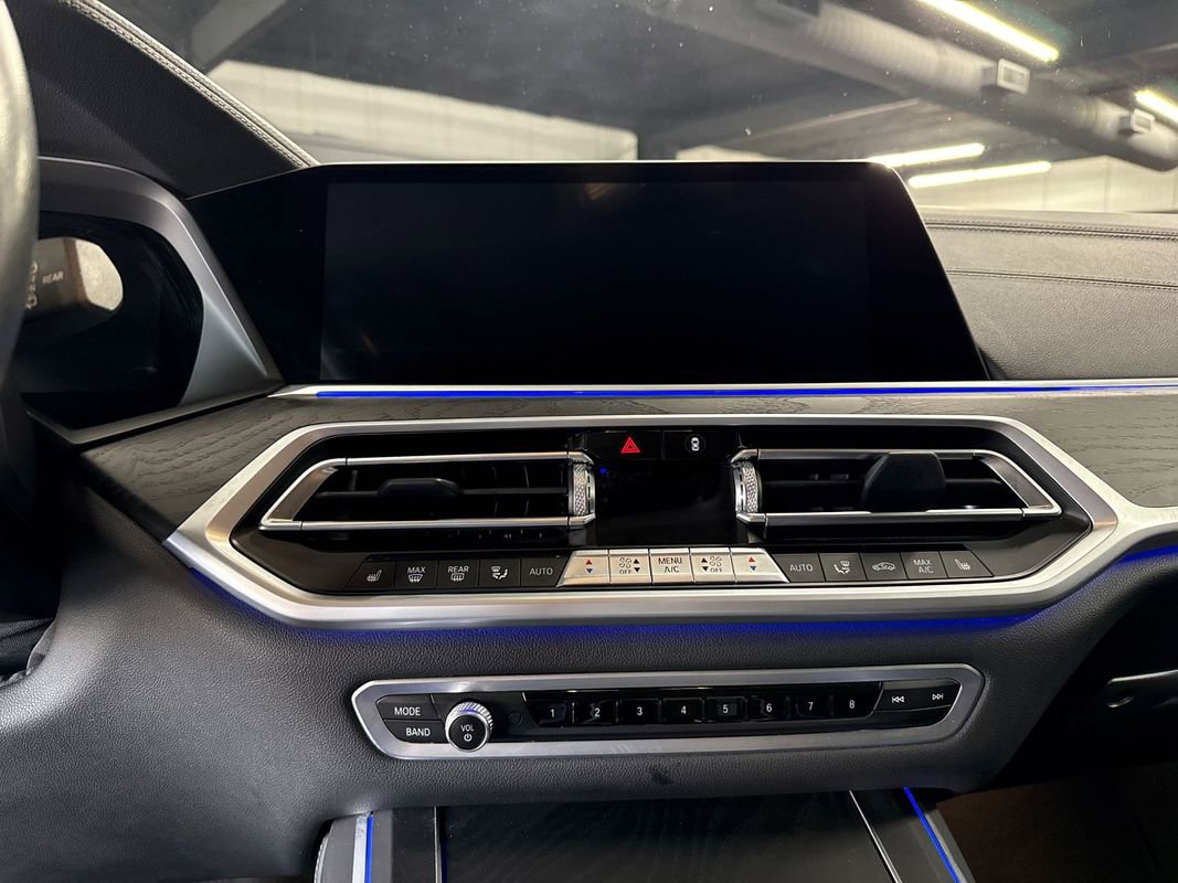 Used 2022 BMW X7 xDrive40i image 32