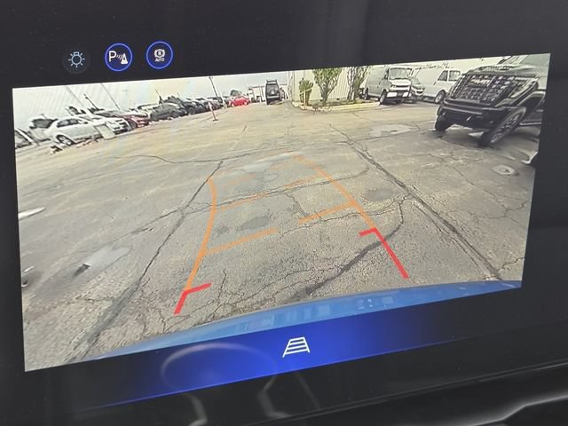 New 2027 Chevrolet Equinox LT w/ Convenience Package II FWD image 8