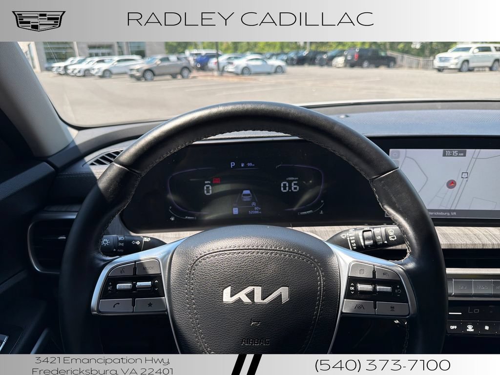 Used 2023 Kia Telluride EX w/ EX Captain's Chair Package AWD/4WD image 5