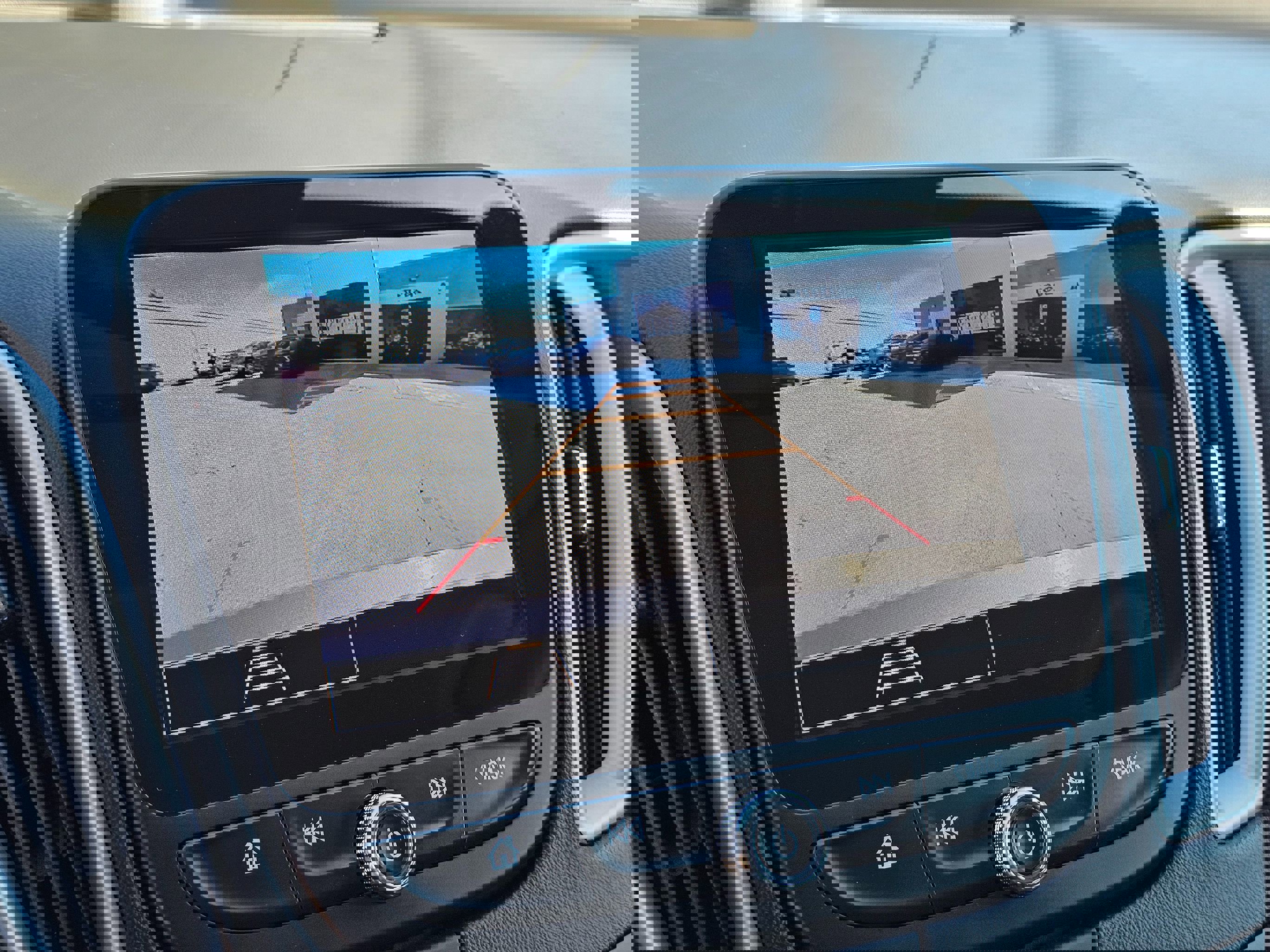 Used 2023 Chevrolet Malibu LT image 26