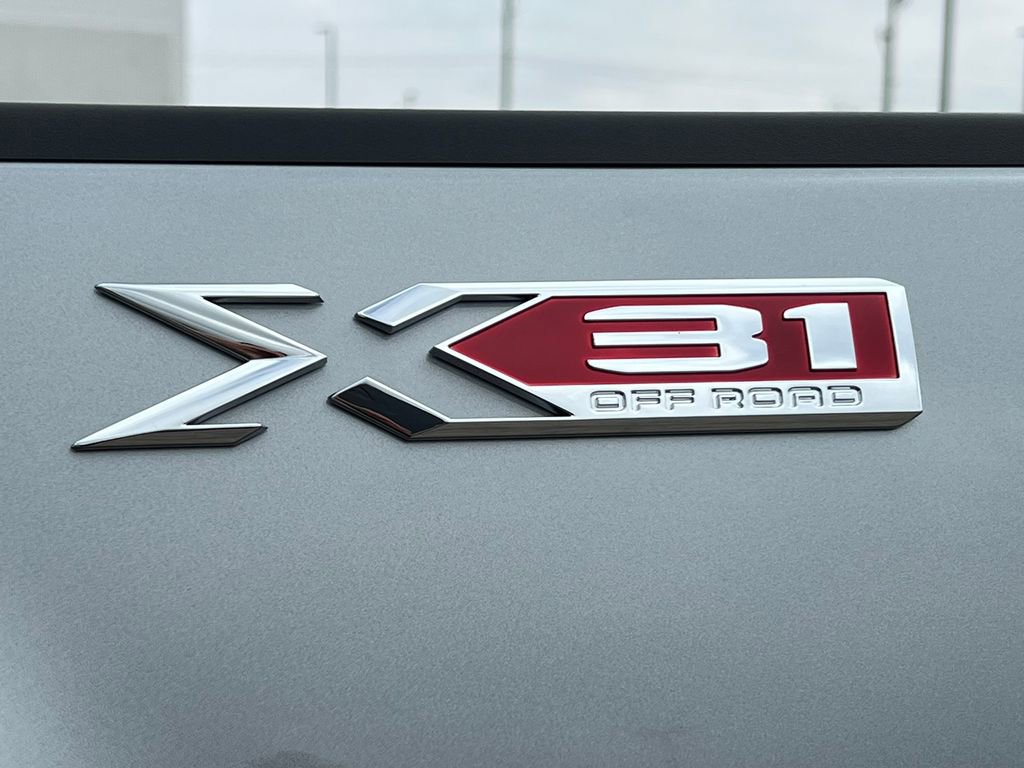 New 2026 GMC Sierra 2500 SLE w/ SLE Value Package; image 15