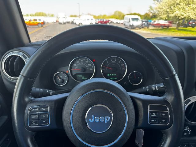 Used 2018 Jeep Wrangler Unlimited Rubicon w/ Cold Weather Group AWD/4WD image 22