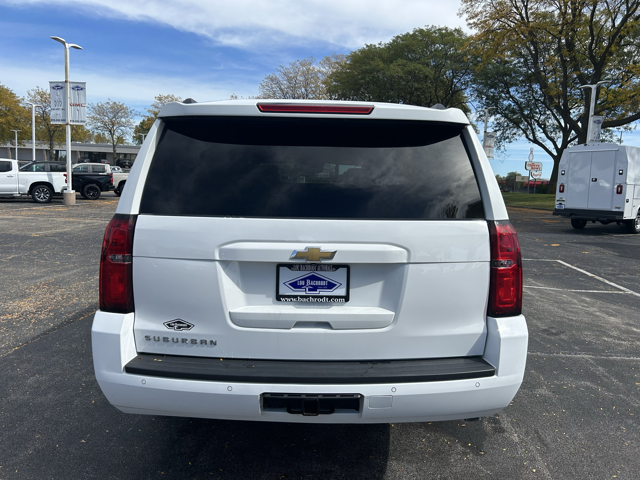 Used 2019 Chevrolet Suburban LT RWD image 6