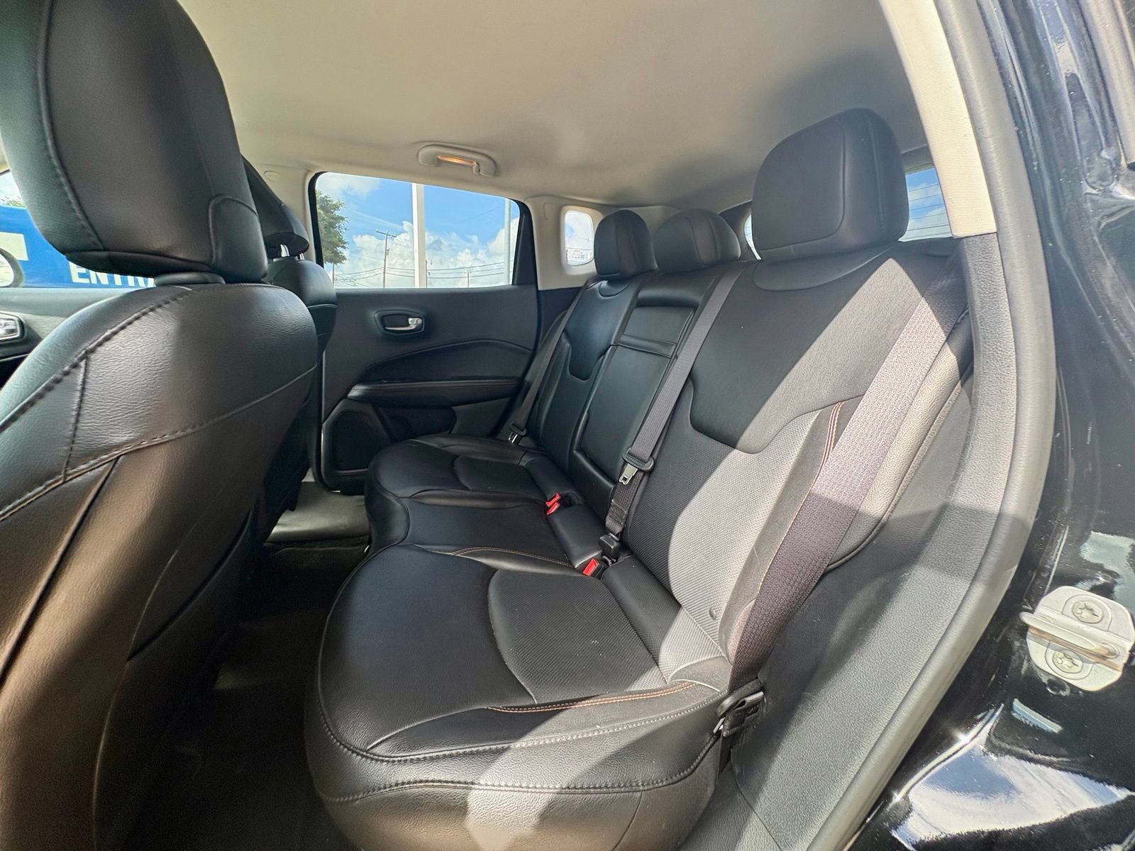 Used 2020 Jeep Compass Limited AWD/4WD image 10