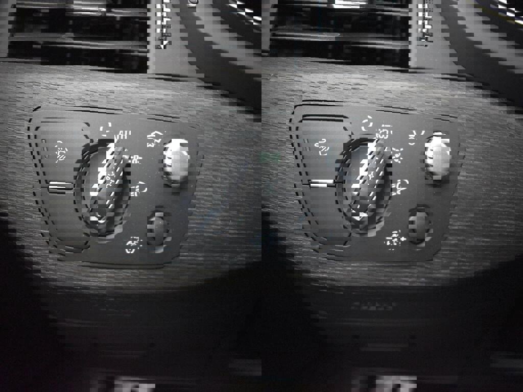 Used 2024 Audi A4 2.0T Prestige image 22