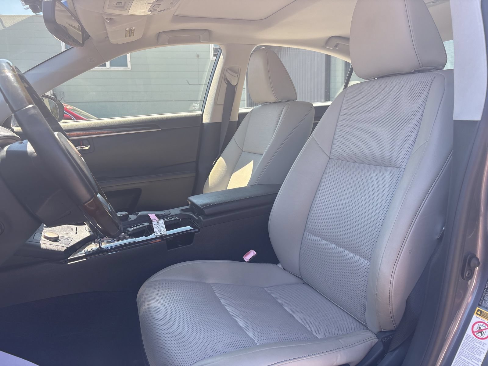 Used 2015 Lexus ES 350 w/ Premium Package FWD image 13