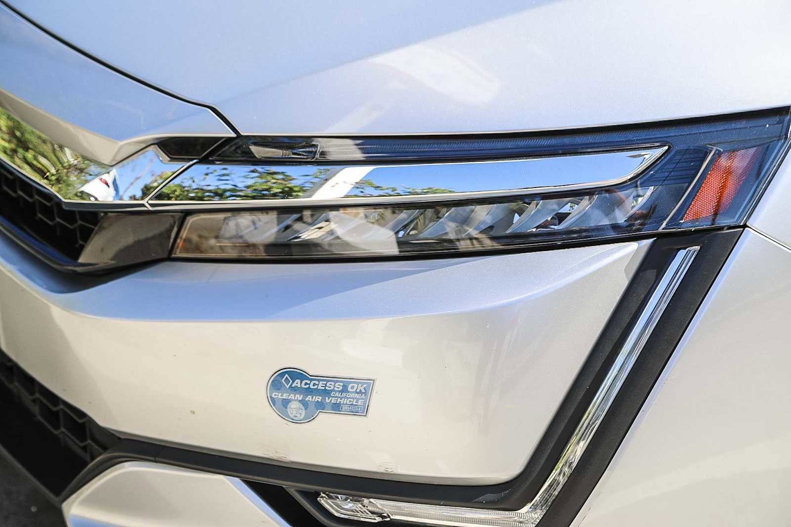 Used 2021 Honda Clarity Touring image 8